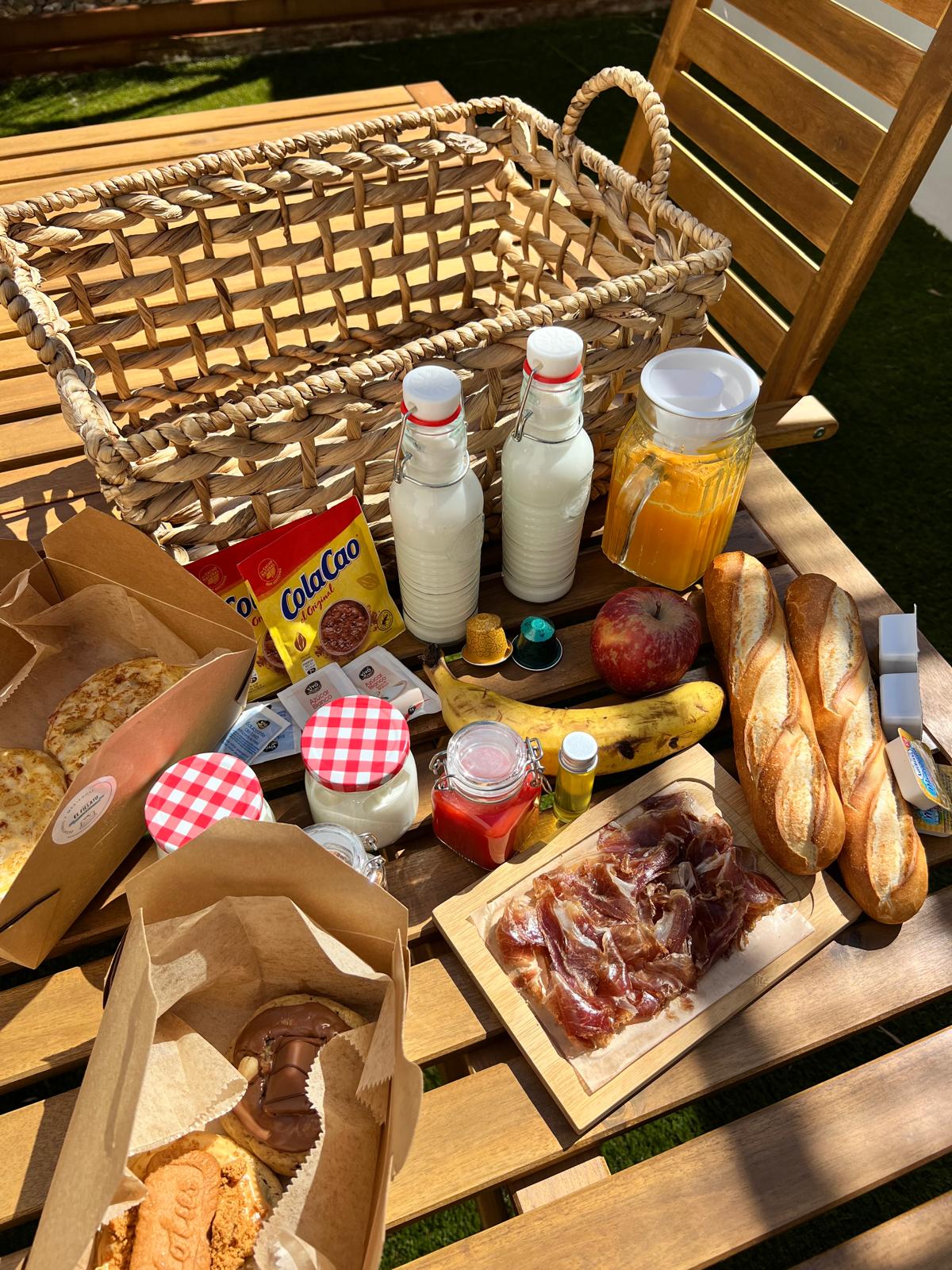 Premium Brunch Breakfast Villaverde Village