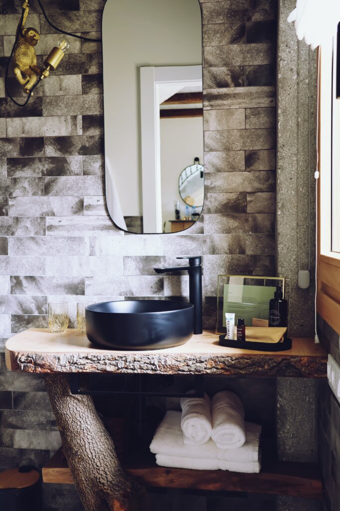 Washbasin in Villaverde Village